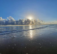 ABSOLUTE BEACH FRONT MACKAY - Comfort Resort Blue Pacific - Tourism Canberra