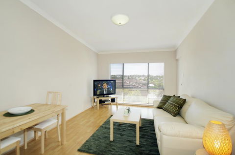 Acacia Holiday & Business Stay - Tourism Canberra 0