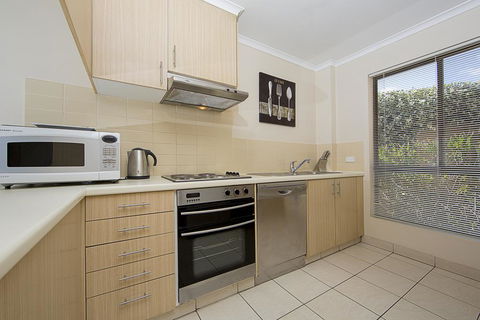 Accommodate Canberra - Kingston Court - Tourism Canberra 3