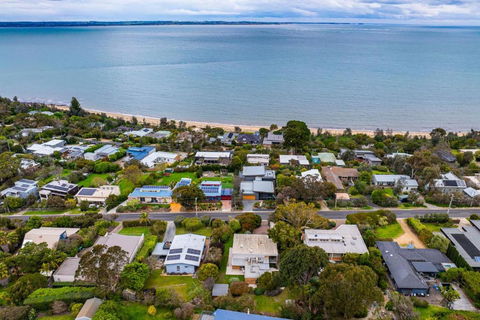 Echo Beach In Somers - Tourism Canberra 3