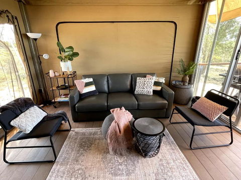 Eco-suites With Scenic Views & Walking Trails - Tourism Canberra 3