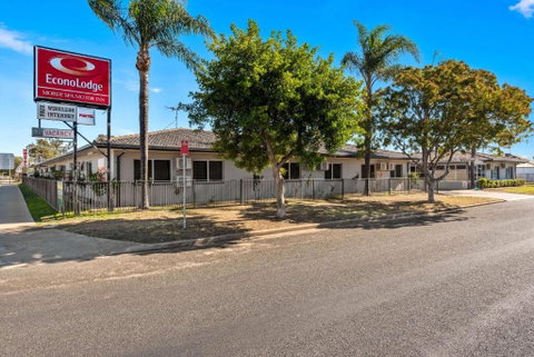 Econo Lodge Moree Spa Motor Inn - Tourism Canberra 0