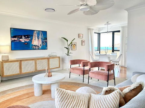 Dolce Vista - North Beach Coastal Haven - Tourism Canberra 3