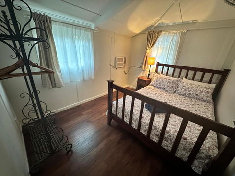 Divers Villa - Tourism Canberra 0