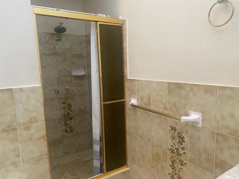 Elegant Castlehill Stay - Tourism Canberra 4