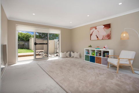 Entire Home In Park Central - Family-Friendly Getaway - Walk To Parks, Shops And Transport In Macarthur - Tourism Canberra 4