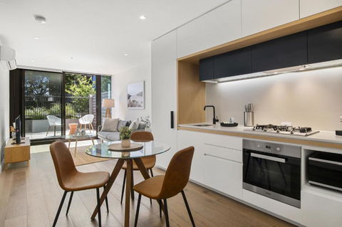Fabulous 1-Bed With Pool And Private Courtyard - Tourism Canberra 2