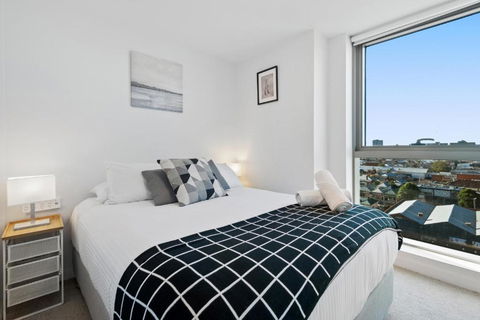 FLEMINGTON - Melbourne City Views - Tourism Canberra 2