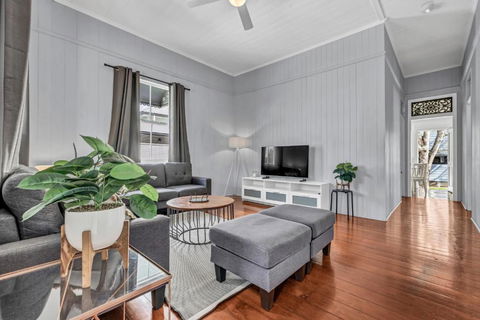 Gabba Central House 3BR2Bath Pets - Tourism Canberra 2