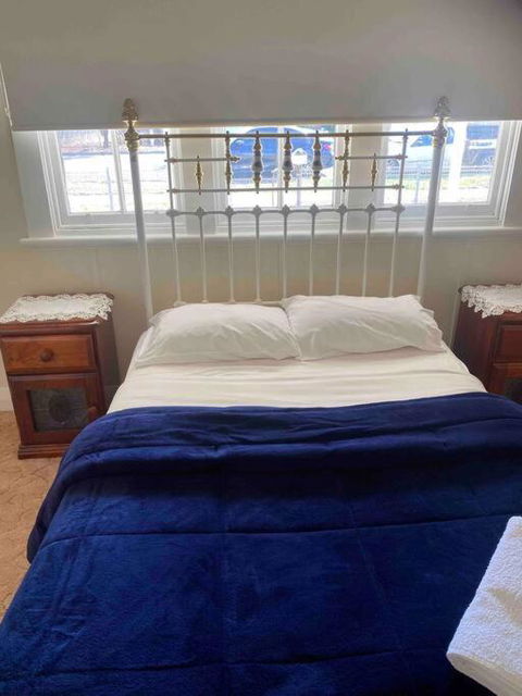 Golden Street Cottage - Tourism Canberra 1
