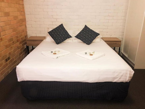 Hanbury Lodge - Tourism Canberra 0