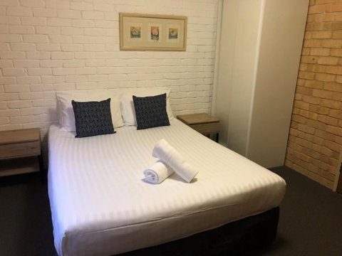Hanbury Lodge - Tourism Canberra 3