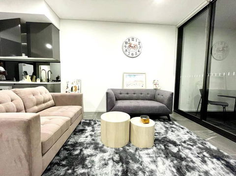 GREEN Skyline View2BR Close To Easter Show - Tourism Canberra 0