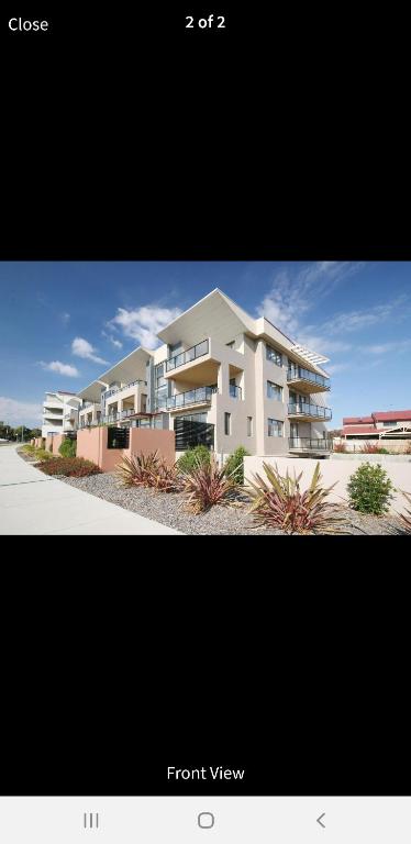 GREENWAY WATERS Apartments - Tourism Canberra 0
