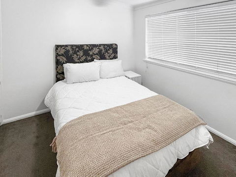 H2O Holiday Apartments - Unit 10 - Tourism Canberra 3