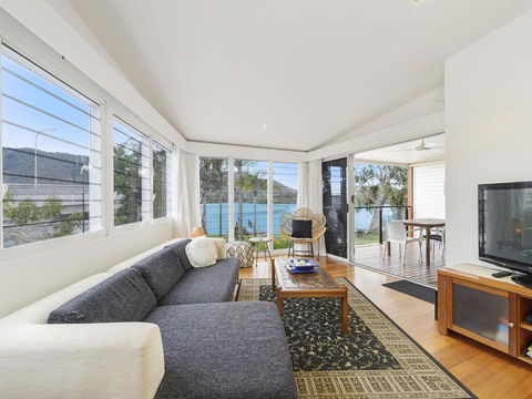 H2O Holiday Apartments Unit 13 - Tourism Canberra 1