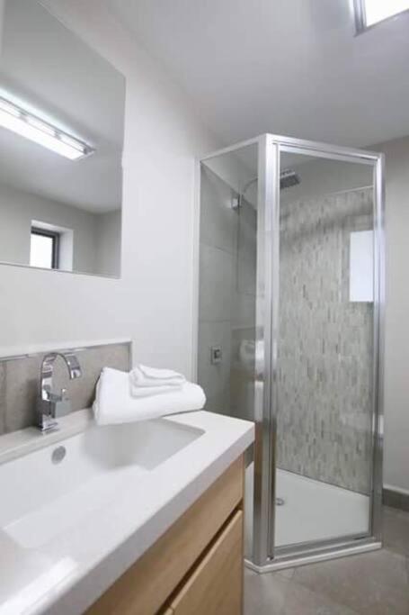 Haven House - River Edge Apartment - Tourism Canberra 3