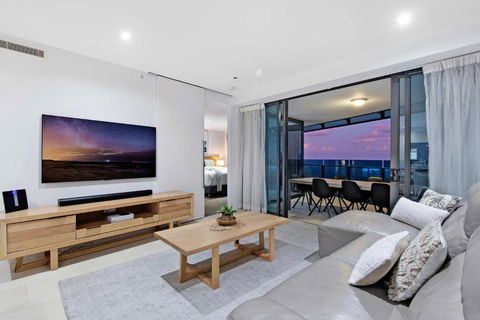 GUARANTEED OCEAN VIEW - Level 16 And Up - Soul Surfers Paradise - Self Contained &Privately Managed - Tourism Canberra 3