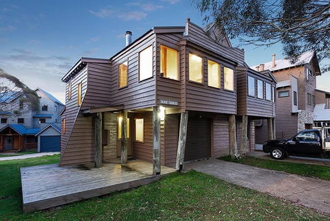 HAY SHED Chalet, Alpine-getaways - Tourism Canberra 0