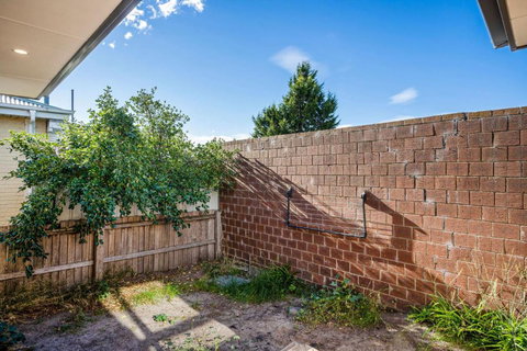 Hobart 4 Bedroom Cosy Stayz - Tourism Canberra 2