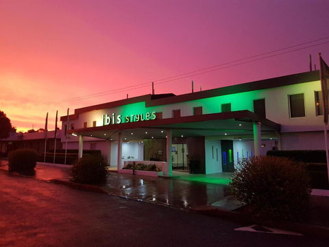 Ibis Styles Broken Hill - Tourism Canberra 0