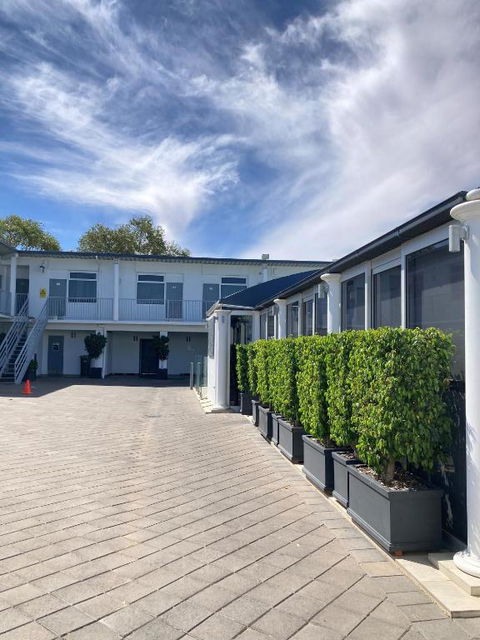 Ibis Styles Broken Hill - Tourism Canberra 2