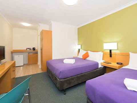 Ibis Styles Geraldton - Tourism Canberra 3