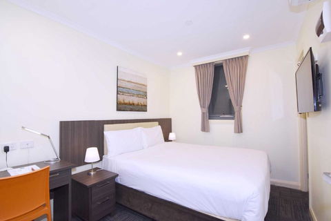 Ibis Styles Kingsgate Hotel - Tourism Canberra 2