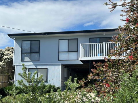 Iconic Beach House On Bruce - Tourism Canberra 0