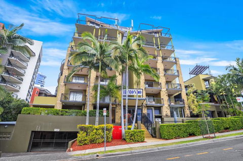 Il Mondo Boutique Hotel - Tourism Canberra 3