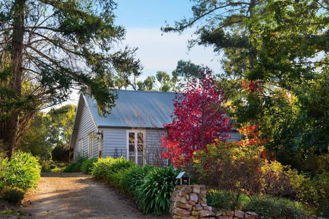 Illoura - Tourism Canberra 0