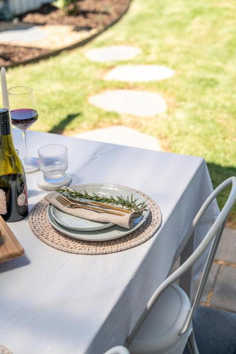 ILUKA Luxe Accommodation, Relaxed Coastal Vibe - Tourism Canberra 3
