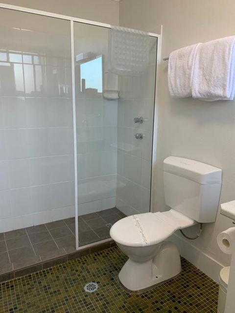 In Town Motor Inn - Tourism Canberra 2