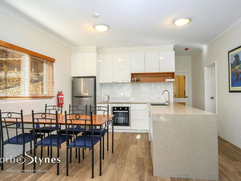 Inala 5 - Tourism Canberra 1