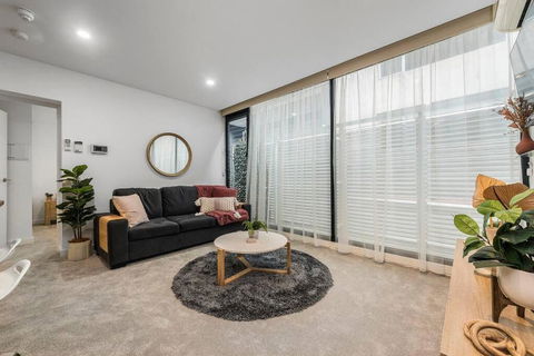 Incredible Inkerman - Tourism Canberra 0