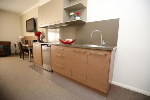 Indulge Apartments - Ontario - Tourism Canberra 2