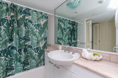 Inner City One Bedroom Apartment 27 - Tourism Canberra 3