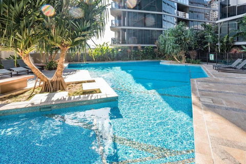 Inner-city 1 Bedroom Apartment Parking And Pool - Tourism Canberra 2
