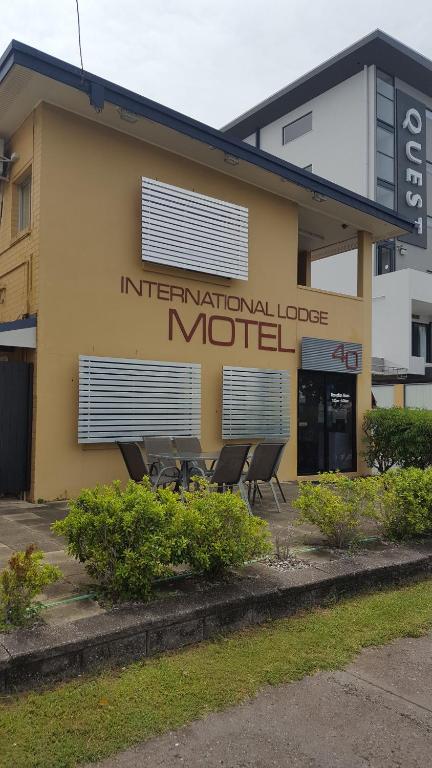 International Lodge Motel - Tourism Canberra 3