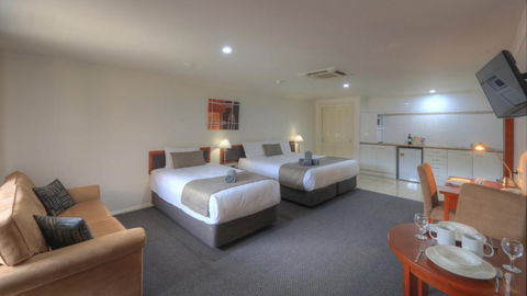 INVERELL RSM CLUB MOTEL - Tourism Canberra 2