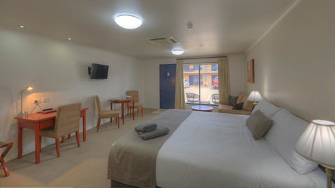 INVERELL RSM CLUB MOTEL - Tourism Canberra 1