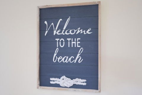 INVERLOCH - 2 Separate Houses In One! - Tourism Canberra 1