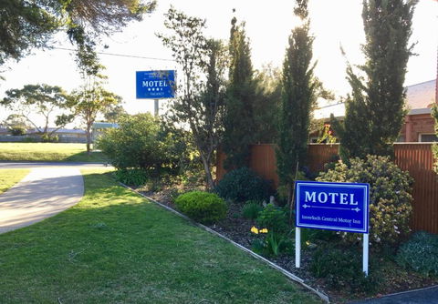 Inverloch Central Motor Inn - Tourism Canberra 1