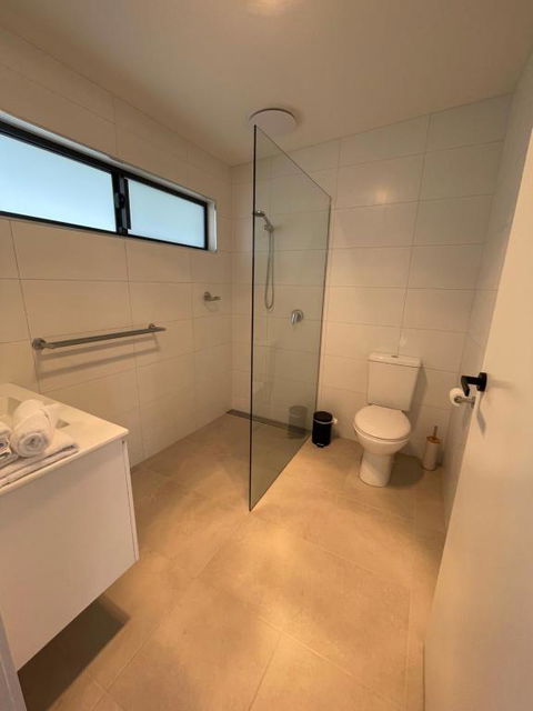 Inverloch Motel - Tourism Canberra 2