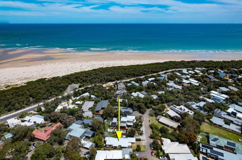 Invy Surf Hideaway - Tourism Canberra 1