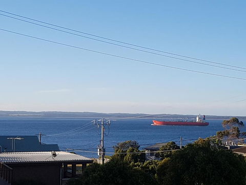 Island Getaway - Tourism Canberra 2