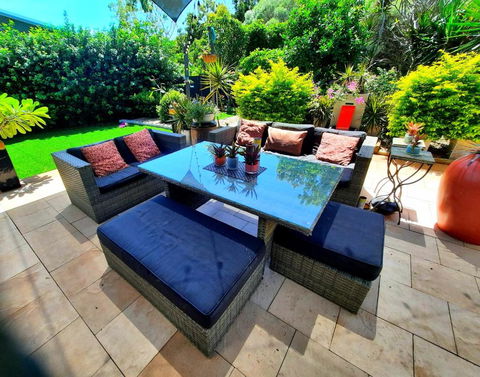 ISLAND ROOM On Magnetic Island - Tourism Canberra 3