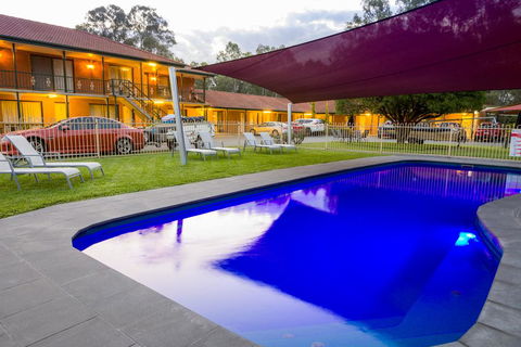 Advance Motel - Tourism Canberra 0