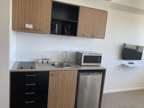 Airtrip Apartments On River Street, Mackay - Tourism Canberra 1