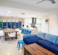 Alexandra Headland Luxury Townhouse - Tourism Canberra